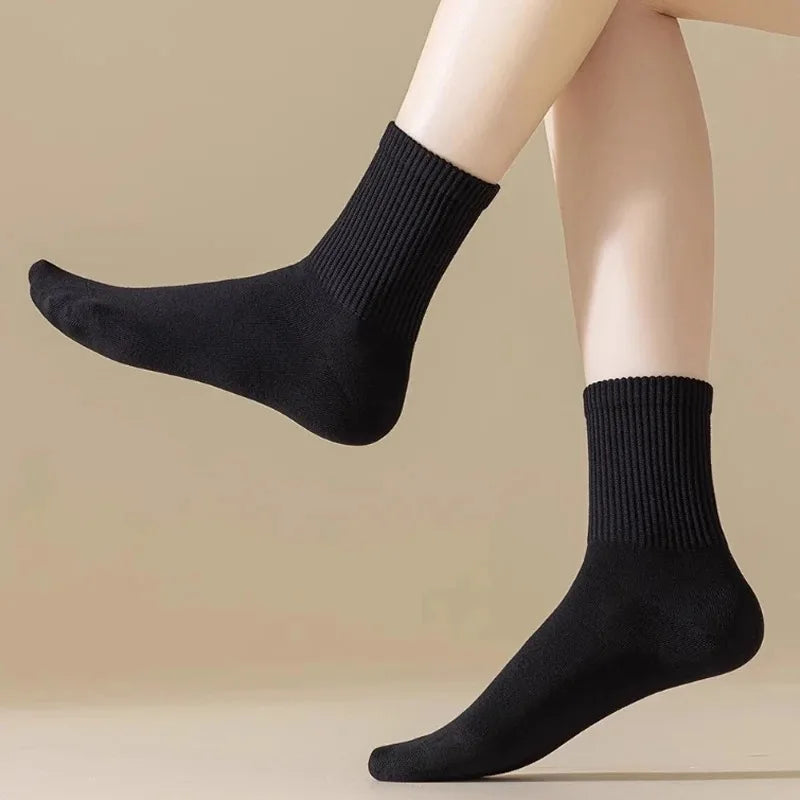 Travel Disposable Socks Unisex Daily Throwing Sock Mid-Tube Short Drawer Easy-Use Socks Breathable Black White Simple Stocking