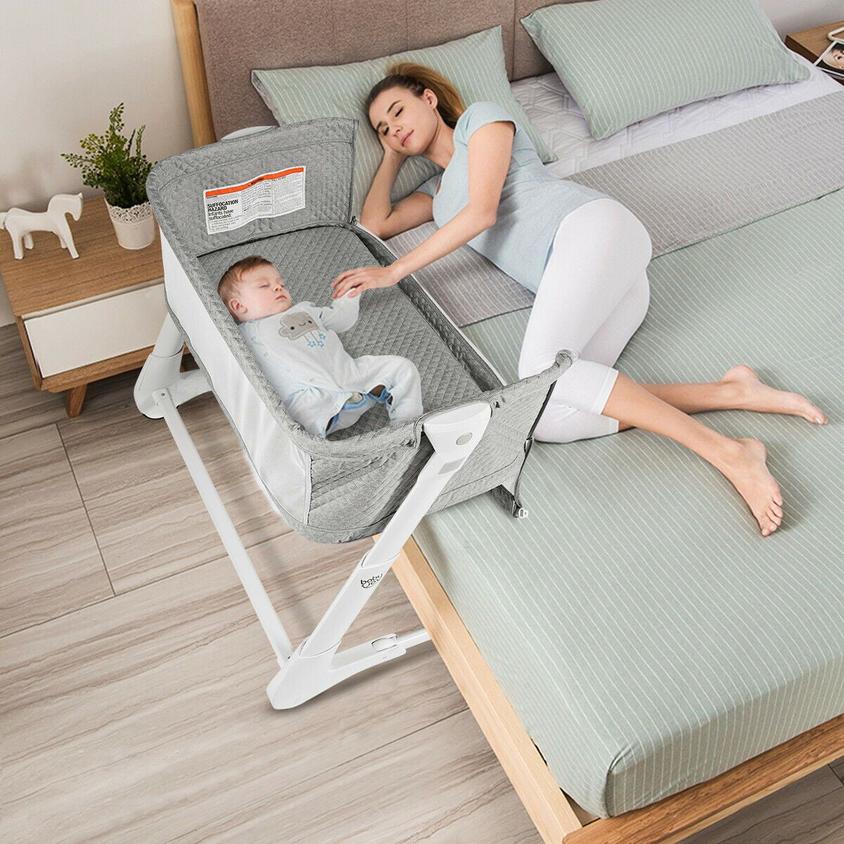 Baby Bedside Cot – Breathable Mesh & Washable Mattress